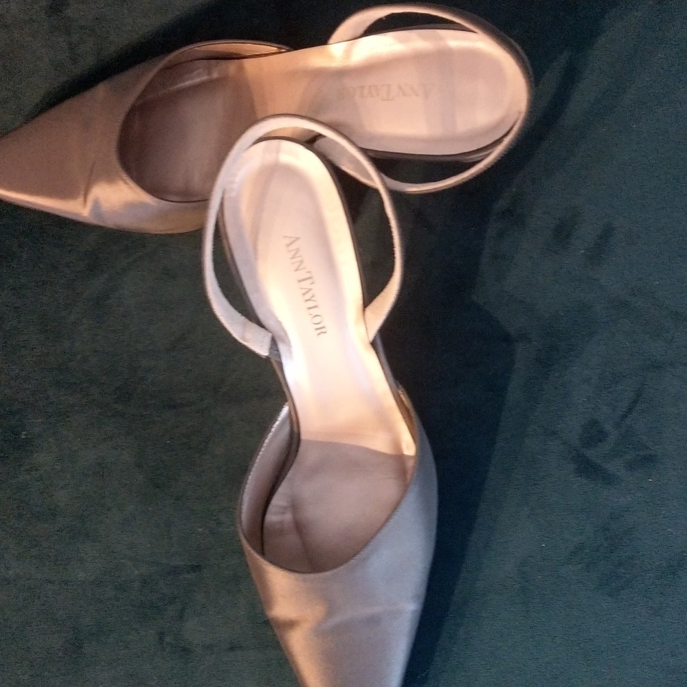 Ann Taylor Low Heel